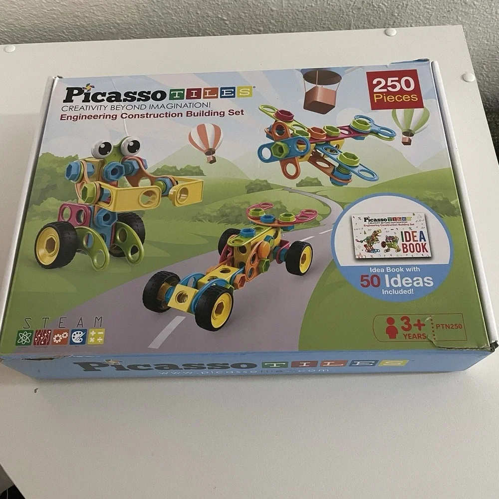 PicassoTiles 237 Piece Building Block Engineering Construction Set Near Complete